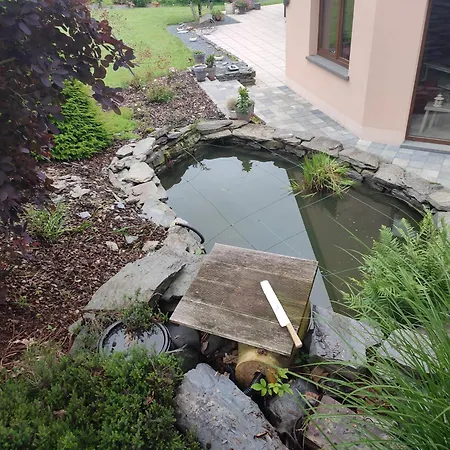 Du Vieux Pommier Сasa de vacaciones Herbeumont